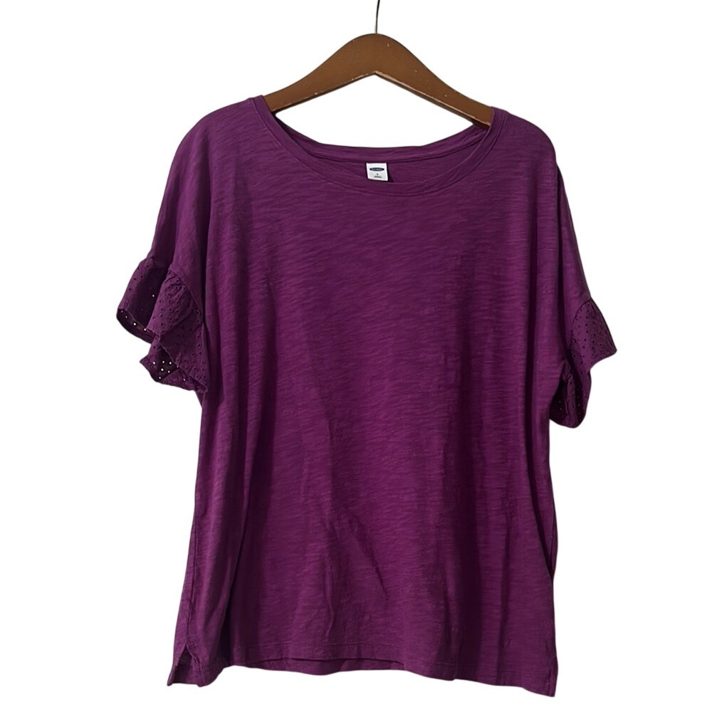 Old Navy Womens Purple Eyelet Ruffle Sleeve Slub Knit Top Size Small Casual Tee